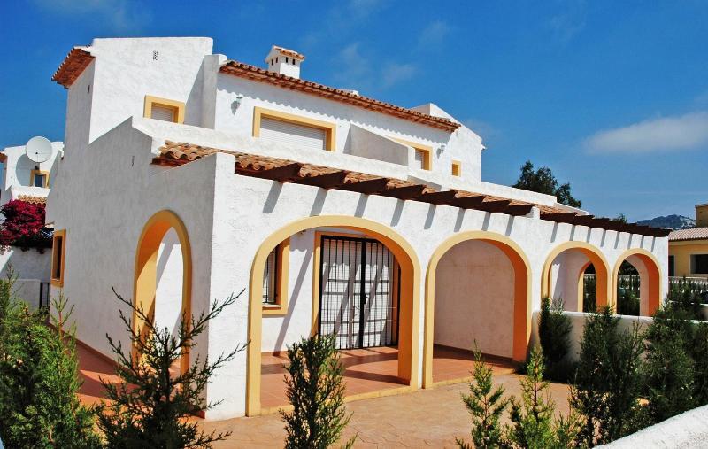 Bungalows Puerta Del Sol Unitursa Κάλπε Εξωτερικό φωτογραφία